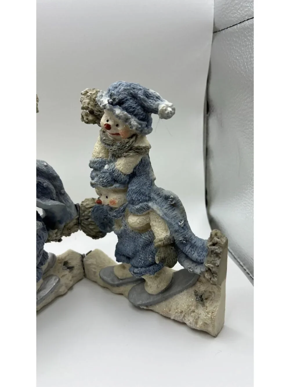 Snowman Family Hinged Figurine Decoration With Glitter Accents In Blue & White W